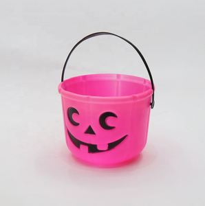 Cubo de plástico con asa para dulces de Halloween, diseño de calabaza, para fiestas infantiles, contenedor para truco o trato - Product Image 3