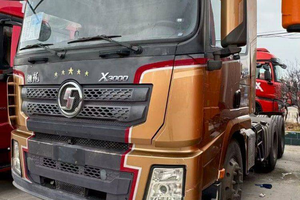 Nuevo Camión Tractor Shacman X5000 de Servicio Pesado 6x4 con Motor de 450HP, Cámara Trasera de 360°, Buen Estado - Product Image 4