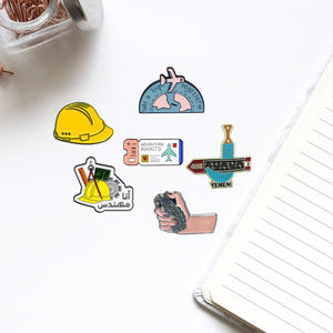 Özel Logo döküm Metal emaye <span class=keywords><strong>Pin</strong></span> üreticisi hediye dekorasyon için tasarlanmış yumuşak yaka broş - Product Image 3