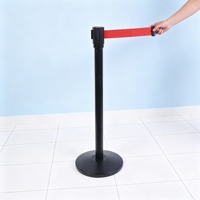 Poteau de délimitation de file d'attente pratique et robuste avec poteau en acier inoxydable et base lestée de sable pour la gestion d'événements