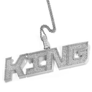 Ciondolo Personalizzato Uwin con Lettere in <span class=keywords><strong>Corsivo</strong></span> in Zirconia Taglio Baguette, Gioiello con Iniziale in Zirconia Cubica - Product Image 5