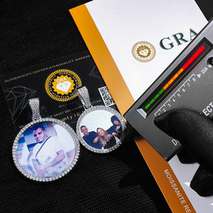 Colgante de Moissanita Circular con Incrustaciones de Diamantes, Plata de Ley 925, VVS, Grabado Personalizado, Certificado GRA, Estilo Hip Hop - Product Image 3