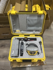 อุปกรณ์วัดระยะทางแบบมีส่วนลด South ALPS1 เครื่องรับสัญญาณ GPS RTK แบบสองความถี่ 60 เครื่องมือทำแผนที่พื้นดินพร้อมระบบชดเชยการเอียง IP68 - Product Image 6