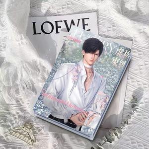 Personnage d'anime personnalisé impression de magazines de mode - Product Image 3