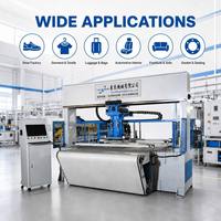 Machine de découpe de cuir à haute précision avec vision CAD, presse de découpe à l'emporte-pièce et table de convoyage