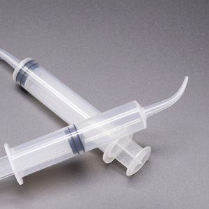 Irrigateur de douille de sagesse de 12ml, injecteur dentaire de coude, outil de rinçage oral jetable de cavité interdentaire - Product Image 3