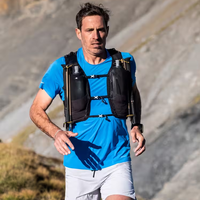 Gilet réfléchissant unisexe avec système d'hydratation réglable, durable, léger, écologique, pour la course en toutes saisons, avec porte-bouteille