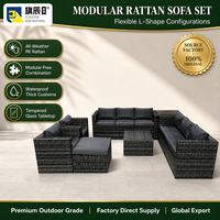 Ensemble de canapé modulaire d'extérieur en osier en forme de U, gris, avec coussins en rotin, capacité 8 personnes, ottoman et table basse pour patio