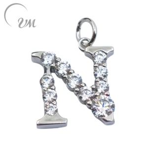 จี้ตัวอักษรเงินแท้ 925 รุ่นคลาสสิกจาก UM Jewelry สำหรับผู้หญิง เด็ก ของขวัญวันครบรอบ วันแต่งงาน และโอกาสพิเศษต่างๆ - Product Image 1