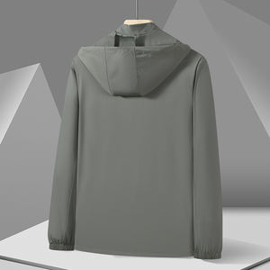 Ropa de protección solar de seda helada para hombres y mujeres, cortavientos con capucha de verano, tela ultrafina transpirable para pesca al aire libre, protección solar. - Product Image 2