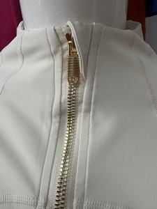 Giacca con cerniera in oro rosa e pantaloncini sportivi da <span class=keywords><strong>palestra</strong></span> da <span class=keywords><strong>donna</strong></span> Set sportivi Activewear abiti da allenamento in due pezzi Set abbigliamento <span class=keywords><strong>donna</strong></span> - Product Image 6