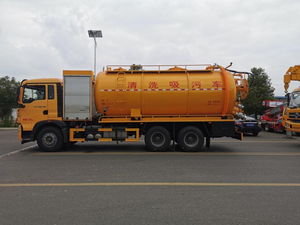 Camion per Aspirazione Fognaria HOWO 6x4 Progettato per Servizi Comunali con Pompa ad Alto Vuoto per Raccolta Rifiuti - Product Image 5