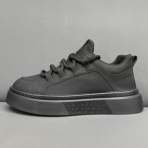 Zapatos de plataforma de alta gama para hombre, novedades de primavera y verano 2026, zapatillas blancas, estilo deportivo y casual para caminar. - Product Image 2