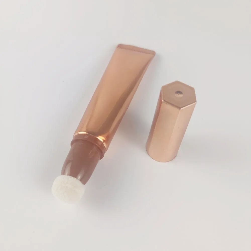 Tubes de blush liquide et doux à impression personnalisée emballage de tube de maquillage avec applicateurs d'éponge tube de maquillage avec logo personnalisé