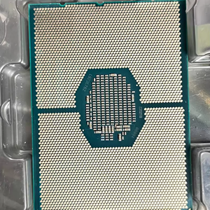 Processeur serveur d'occasion - Platinum 8165 2.3GHz 24 cœurs 33MB 205W LGA3647 SR3M8 - Product Image 1