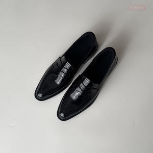 La mode est super moderne et unique, rehaussant votre style. - Product Image 6