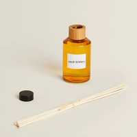 True Scent En gros : Bouteilles de diffuseur en verre vides, bâtonnets diffuseurs naturels, huiles essentielles, kits de diffuseurs à bâtonnets sous marque privée