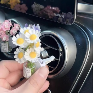 Diffuseur de parfum créatif pour grille d'aération de voiture, style frais, en forme de fleur de gypsophile, avec bouteille d'aromathérapie - Product Image 4