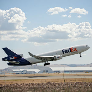 Options d'économie express avec <span class=keywords><strong>suivi</strong></span> complet Transitaire de fret aérien mondial - Product Image 2