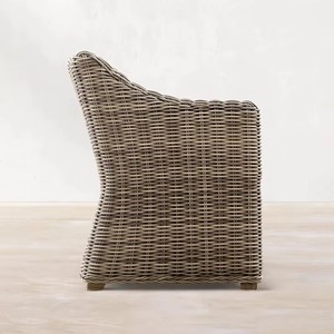Ensemble de table et de chaises de jardin en rotin de Foshan au <span class=keywords><strong>prix</strong></span> d'usine, imperméable et résistant au soleil, transforme la <span class=keywords><strong>terrasse</strong></span> en une zone de repas élégante - Product Image 4