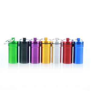 Boîte à pilules moderne multifonction en alliage d'aluminium, étanche, de forme cylindrique, de qualité alimentaire, pour voyage, avec porte-clés personnalisé - Product Image 1