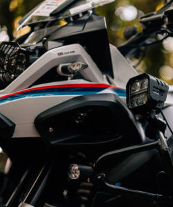 Kit de luz auxiliar LED Mtigersports M4S para sistemas de iluminación de motocicletas - Product Image 1