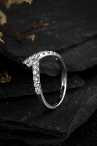 Bague classique en or blanc massif 10 carats avec diamant rond brillant de 0,44 ct cultivé en laboratoire |   Certifié IGI, taille brillant ronde, créé en laboratoire - Product Image 4