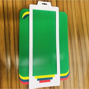 Ensemble personnalisé de 4 planches à découper antidérapantes en plastique sans BPA pour la cuisine domestique, en matériau PP, pour fromage et fruits - Product Image 3