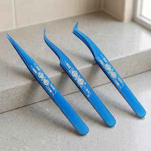 Juego de Pinzas para Pestañas de Acero Inoxidable Azul, Puntas de Precisión para Aplicación de Extensiones de Pestañas, Diseño de Superficie Lisa - Product Image 4