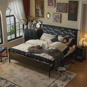 Lit souple au design moderne Cadre en bois pour salon luxueux Lit <span class=keywords><strong>queen</strong></span> et double en bois massif Lit confortable pour dormir dans un hôtel - Product Image 3