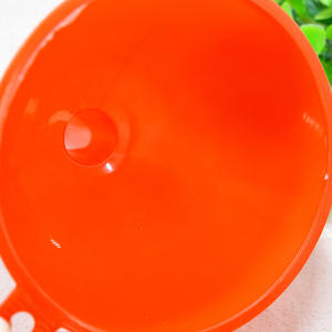 Embudo de plástico doméstico para derrames de aceite, arroz y agua, de la tienda One Yuan Department Store - Product Image 1