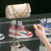Boîte à chaussures en plastique magnétique transparente avec logo, empilable, minimaliste, multifonctionnelle, pour l'affichage des chaussures, vente en gros, BT-376