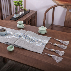 맞춤형 모던 크리스마스 레드 & 블루 컬러풀 럭셔리 홈 프린트 방수 친환경 테이블 러너 스트라이프 로고 포함 - Product Image 5