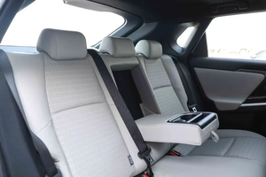 T0Y0TA BZ4X 2024 USADO, Volante a la Izquierda/Derecha - Product Image 4