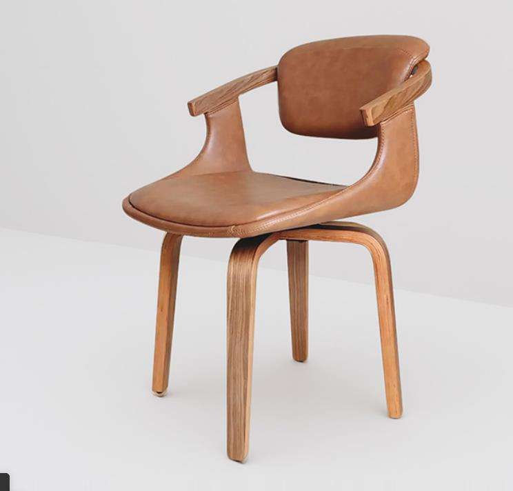 สีน้ำตาล