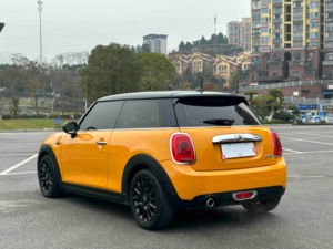 <span class=keywords><strong>MINI</strong></span> 1.5T <span class=keywords><strong>COOPER</strong></span> LHD essence 2016 d'occasion, export en gros vers la Russie, l'Asie centrale, l'Afrique, l'Amérique du Sud - Product Image 6