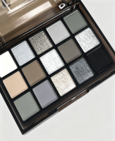 Palette de fards à paupières Smoky Chic 15 teintes, formule mate et scintillante, fard à paupières longue tenue et facile à estomper