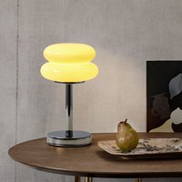 Lampe de bureau minimaliste moderne avec abat-jour en verre Hamburger Base en fer Éclairage LED pour salon ou bureau Lampes de table de chevet