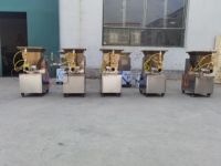 Machine de découpe automatique de pâte à pain/machine à découper les bandes de pâte, machine à diviser et à couper les pains fourrés à la vapeur, à vendre