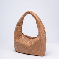 Nouveau Sac Tissé en PU Tendance 2025 – Sac à Main Spacieux et Simple pour Femme – Idéal au Quotidien – Vente Flash