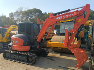 Envío gratis Japón Kubota usado mini excavadora EPA CE de segunda mano excavadora de pulgar de goma de segunda mano - Product Image 2