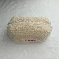 Nouvelle mode sac à cosmétiques en peluche pour femmes et filles sac à maquillage moelleux pour le rangement des articles de toilette organisateur de papeterie