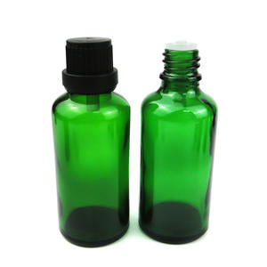 Botellas de Vidrio Verde de Alta Calidad con Gotero para Aceites Esenciales, Botella de Vidrio con Tapa Dorada - Product Image 4