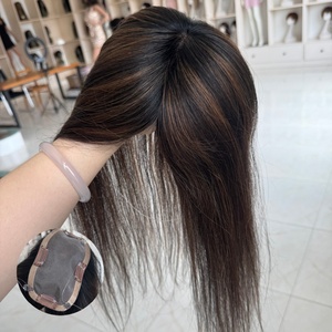 Topper en cheveux humains vierges brun foncé avec mèches châtain, base mono 3x6 pouces, léger, à clips, volume naturel, pour cheveux clairsemés - Product Image 1