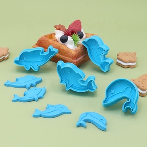 Lot de 4 <span class=keywords><strong>emporte</strong></span>-pièces créatifs en plastique pour biscuits, motif <span class=keywords><strong>dauphin</strong></span> bleu, pour la cuisine, faciles à démouler - Product Image 4