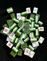 Set Mahjong Akrilik Modern Mewah Ramah Lingkungan 160 Buah Ubin Hijau Ukuran Standar Amerika Hiburan Poker