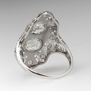 Anello di Lusso con Gemme Geometriche per Donne, Elegante Gioiello da Dito per Feste - Product Image 6