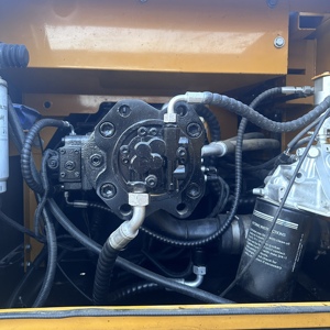 Excavatrice d'occasion Sy215C en excellent état, pelle sur chenilles hydraulique, équipement de construction et d'ingénierie, prix bas - Product Image 5