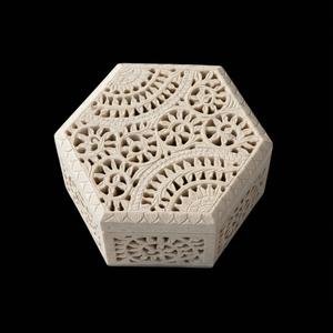 Caja octogonal de piedra ollera hecha a mano para recuerdos, almacenamiento decorativo de joyas, caja de regalo, decoración del hogar, arte indio en piedra - Product Image 1