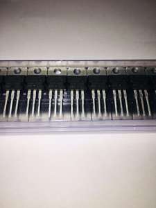 LM317 LM317T T0-220 ayarlanabilir regülatörü L7805 7809 <span class=keywords><strong>7812</strong></span> 7815 L7824CV/L7905 rainbowsemi - Product Image 3